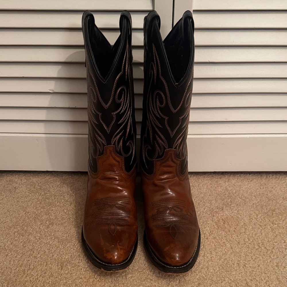 Laredo Two-Tone Brown and Black Lace Up Western Boots
